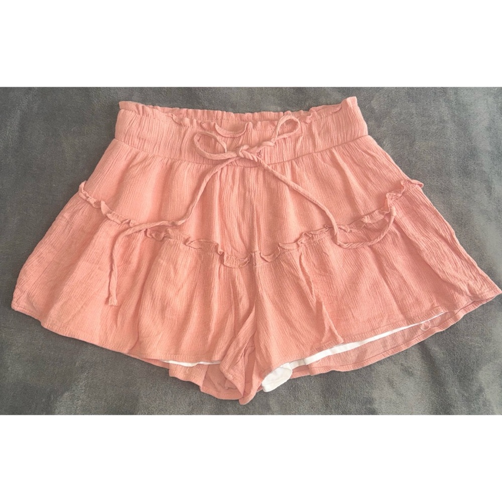 🩷 Altar'd State High Waist Ruffle Shorts